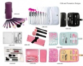Set de brochas cosméticas y set de manicura